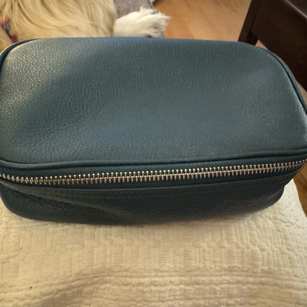 Leatherology Tech Case - Dark Green